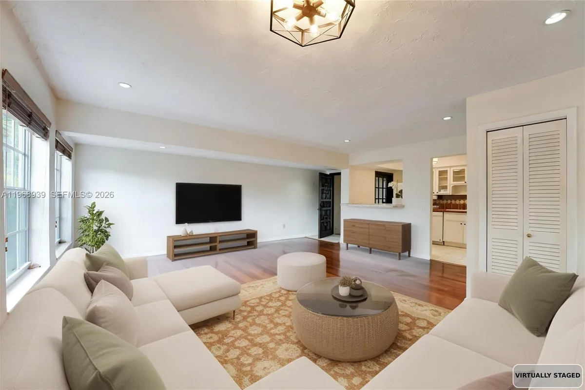 411 Anastasia Ave # 303, Coral Gables FL 33134