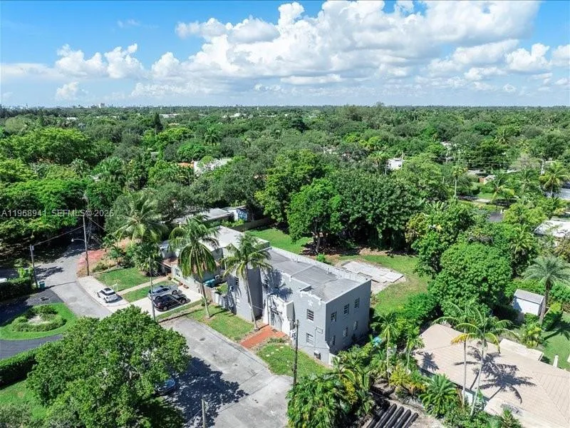 11402 NE 8th Ct, Biscayne Park FL 33161