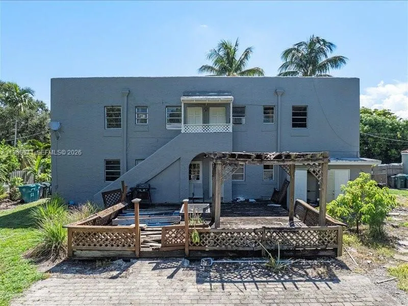 11402 NE 8th Ct, Biscayne Park FL 33161