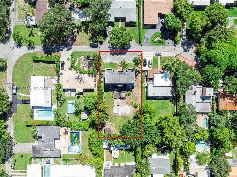 11402 NE 8th Ct, Biscayne Park FL 33161