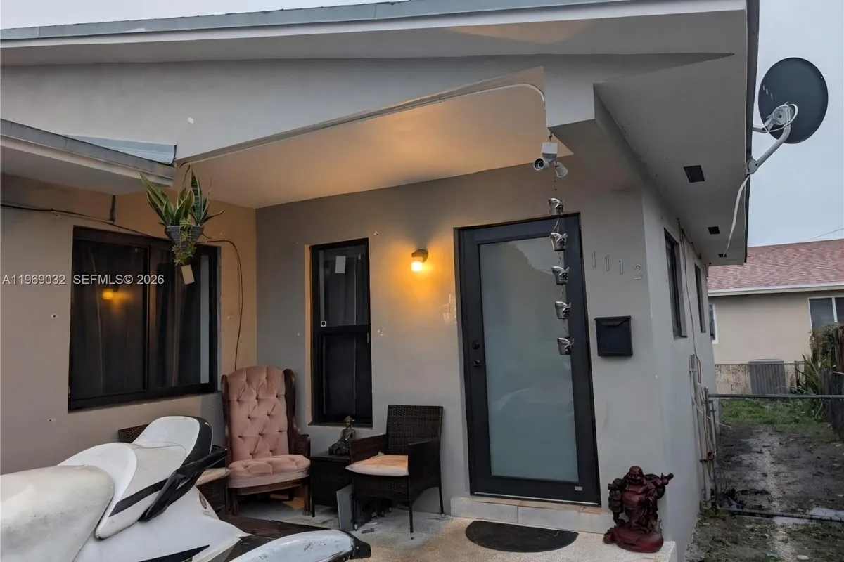 1112 SW 11th Ave, Miami FL 33129