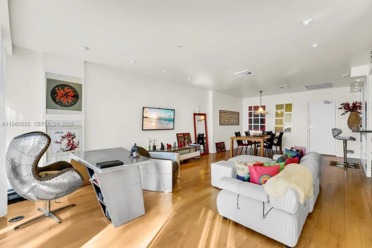 10275 Collins Ave # 102, Bal Harbour FL 33154