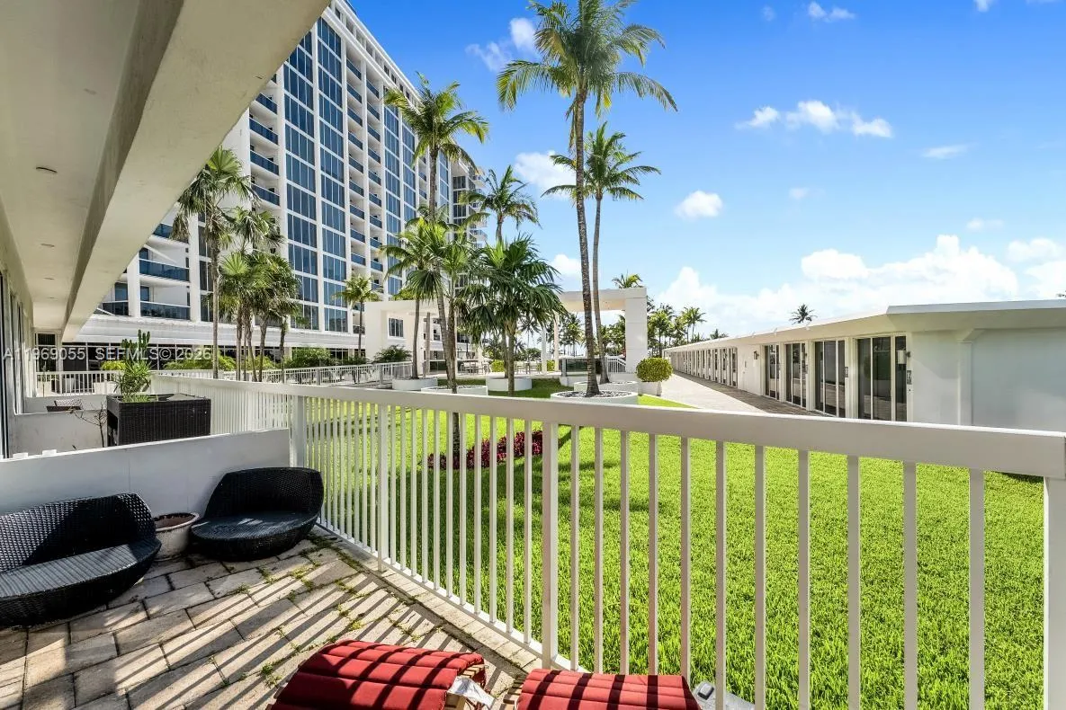 10275 Collins Ave # 102, Bal Harbour FL 33154
