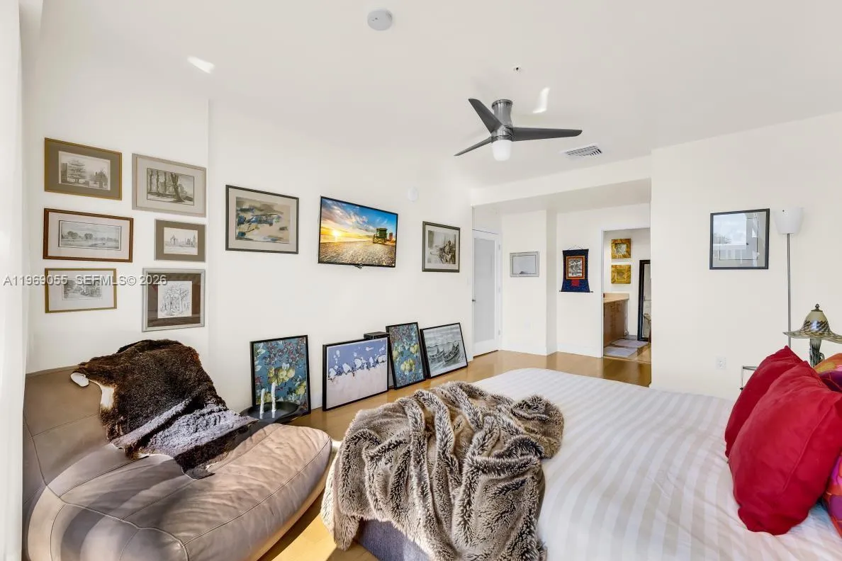 10275 Collins Ave # 102, Bal Harbour FL 33154