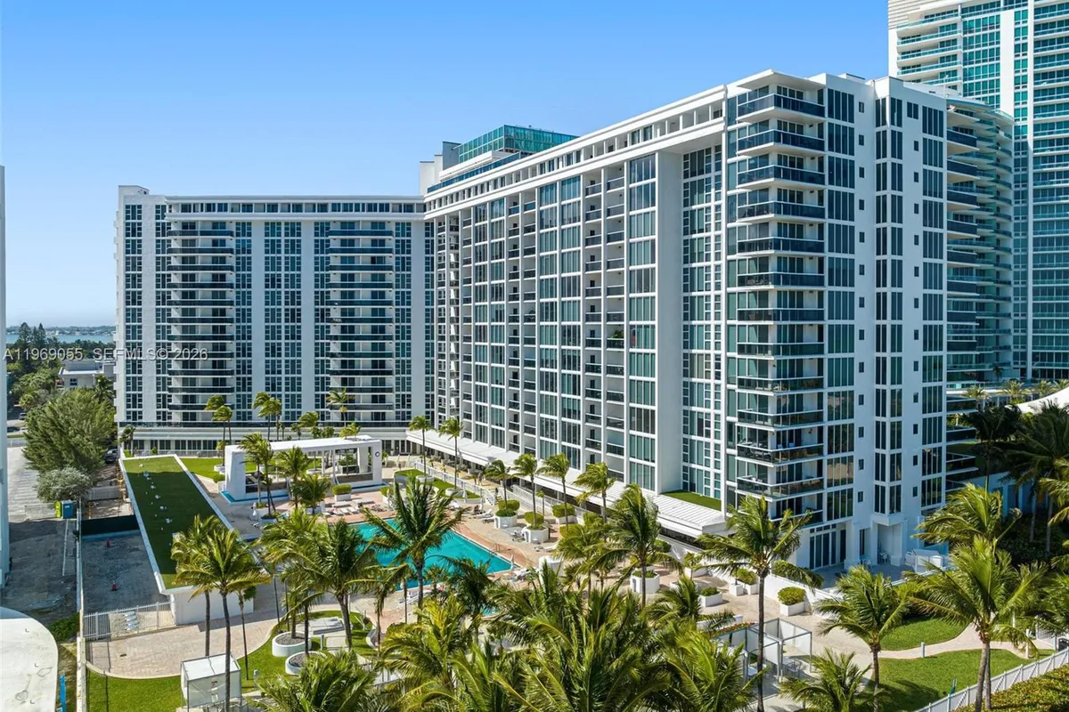 10275 Collins Ave # 102, Bal Harbour FL 33154