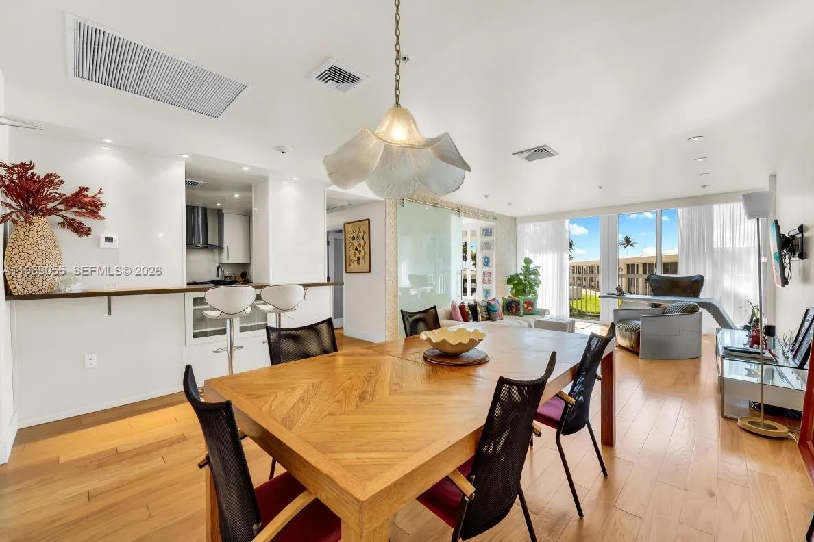 10275 Collins Ave # 102, Bal Harbour FL 33154