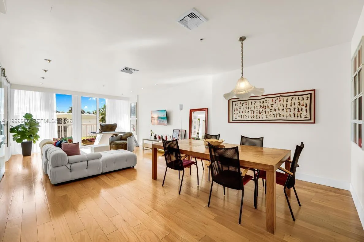 10275 Collins Ave # 102, Bal Harbour FL 33154