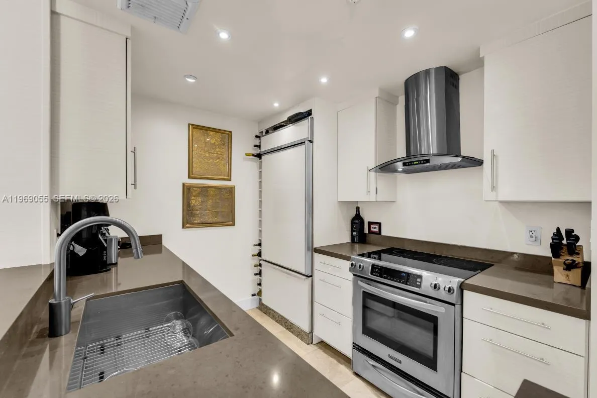 10275 Collins Ave # 102, Bal Harbour FL 33154