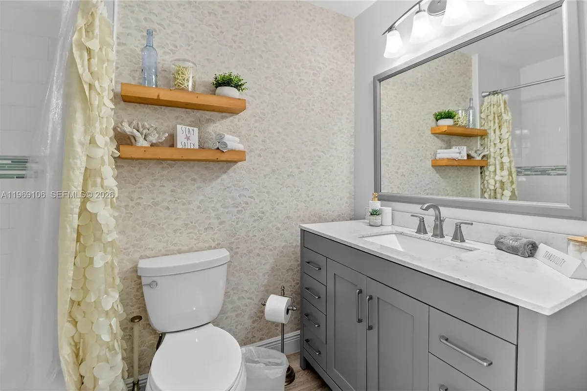 11405 3rd Avenue Ocean, Marathon FL 33050