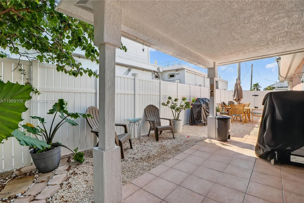 11405 3rd Avenue Ocean, Marathon FL 33050