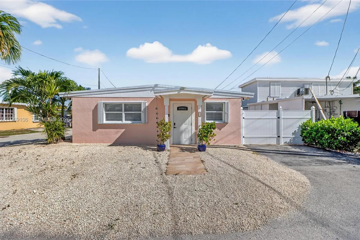 11405 3rd Avenue Ocean, Marathon FL 33050