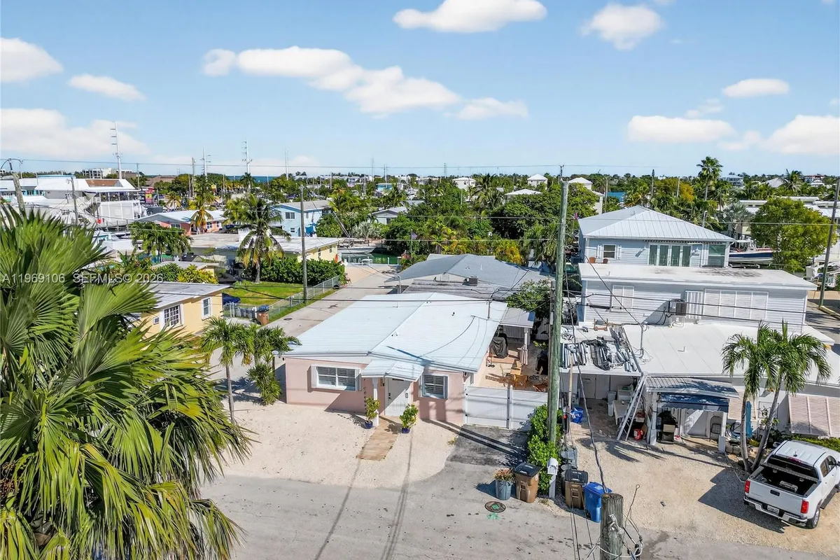 11405 3rd Avenue Ocean, Marathon FL 33050