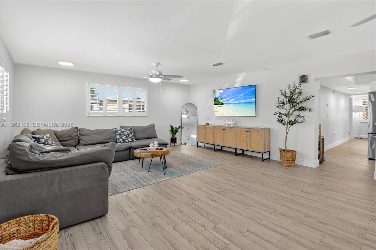 11405 3rd Avenue Ocean, Marathon FL 33050