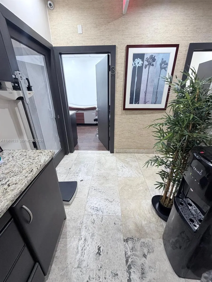 6141 SW 72 ST # 130, South Miami FL 33143