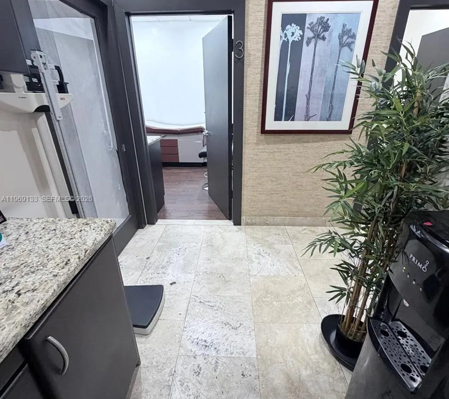 6141 SW 72 ST # 130, South Miami FL 33143