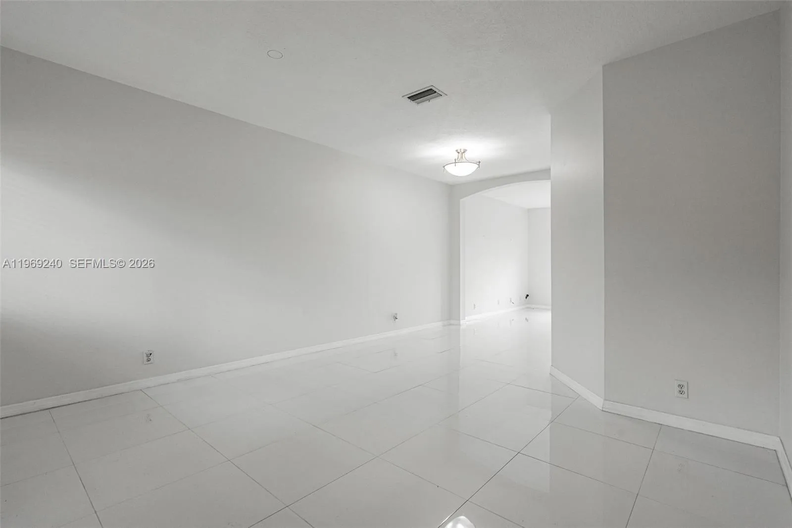 4722 Lago Vista Dr, Coconut Creek FL 33073