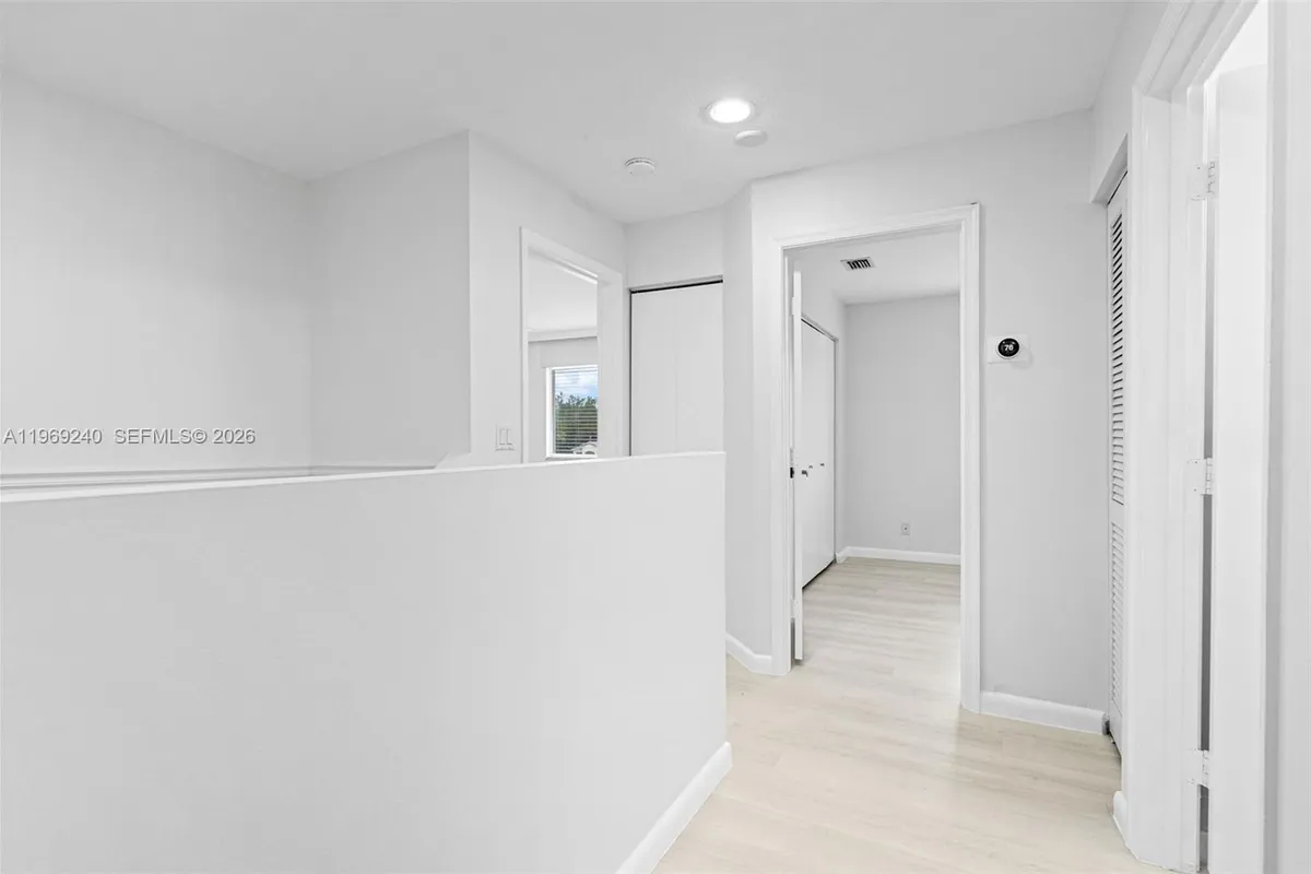 4722 Lago Vista Dr, Coconut Creek FL 33073