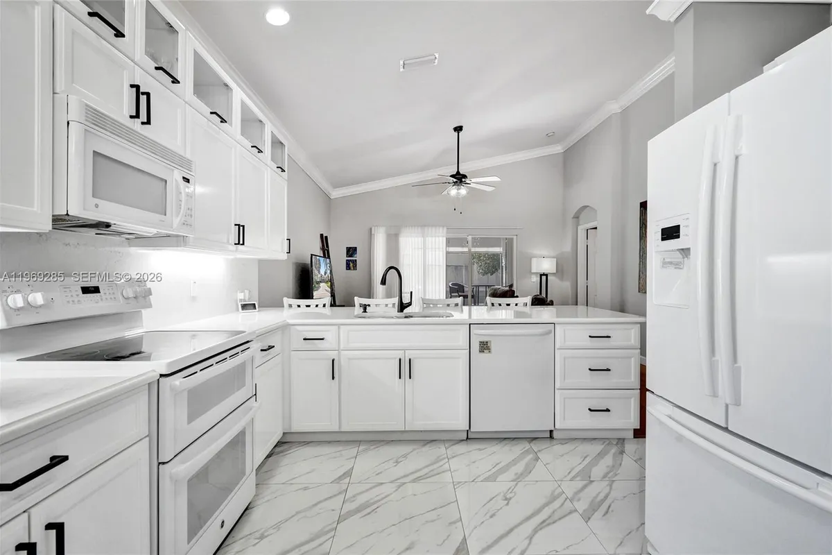 4072 NW 62nd Ct, Coconut Creek FL 33073