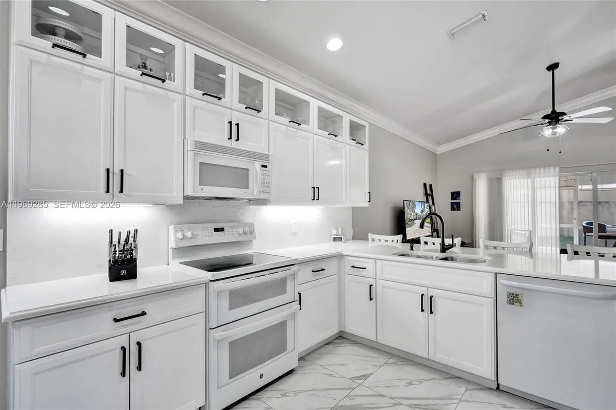 4072 NW 62nd Ct, Coconut Creek FL 33073