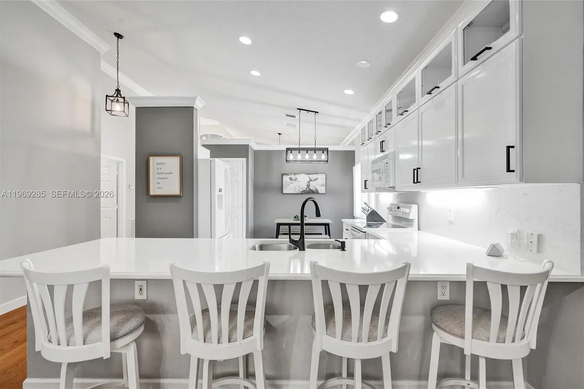 4072 NW 62nd Ct, Coconut Creek FL 33073