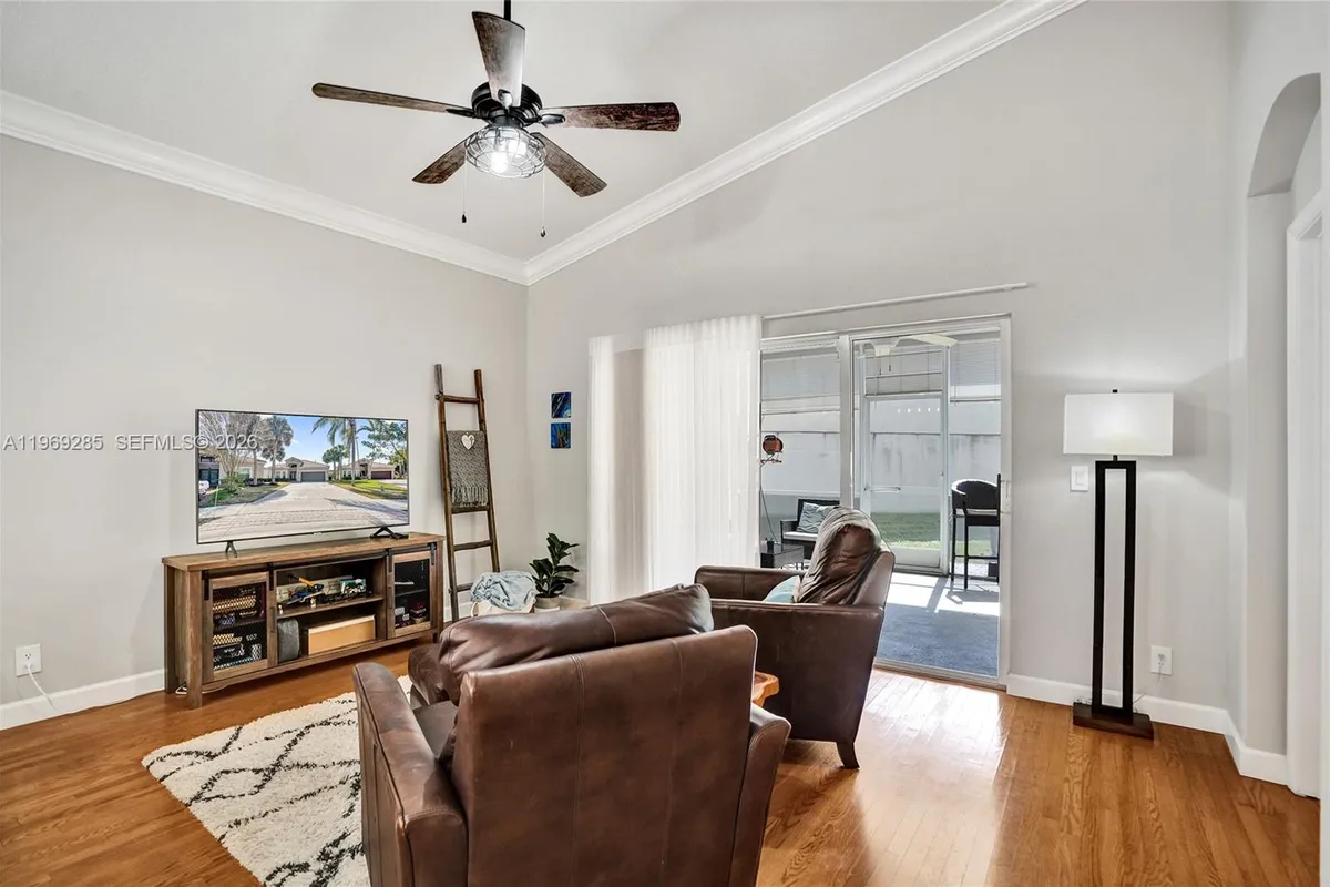 4072 NW 62nd Ct, Coconut Creek FL 33073