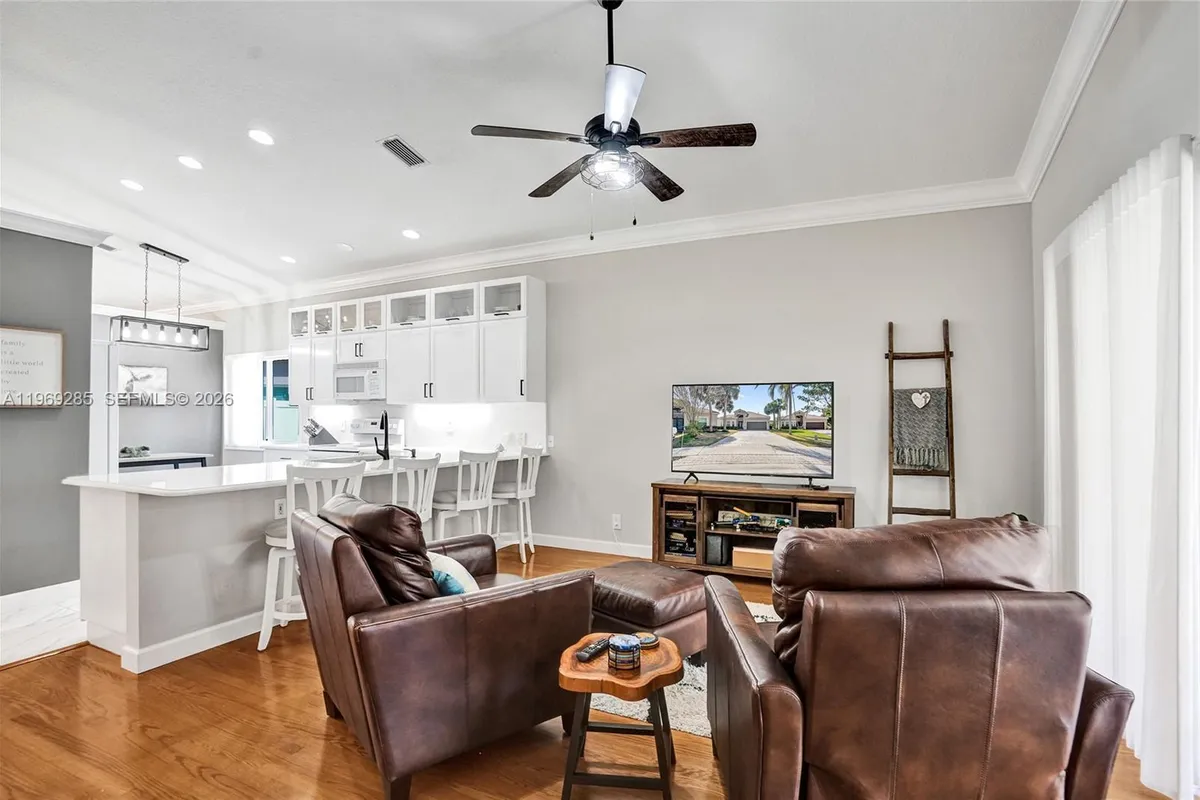 4072 NW 62nd Ct, Coconut Creek FL 33073