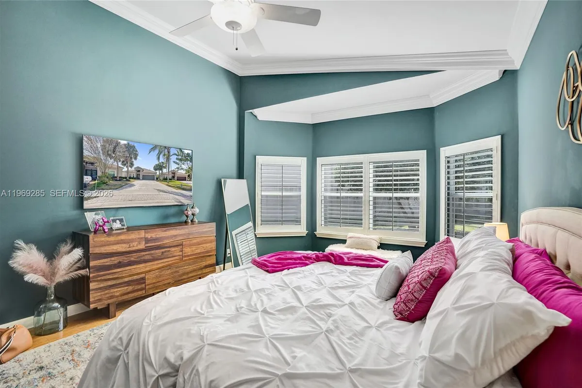 4072 NW 62nd Ct, Coconut Creek FL 33073