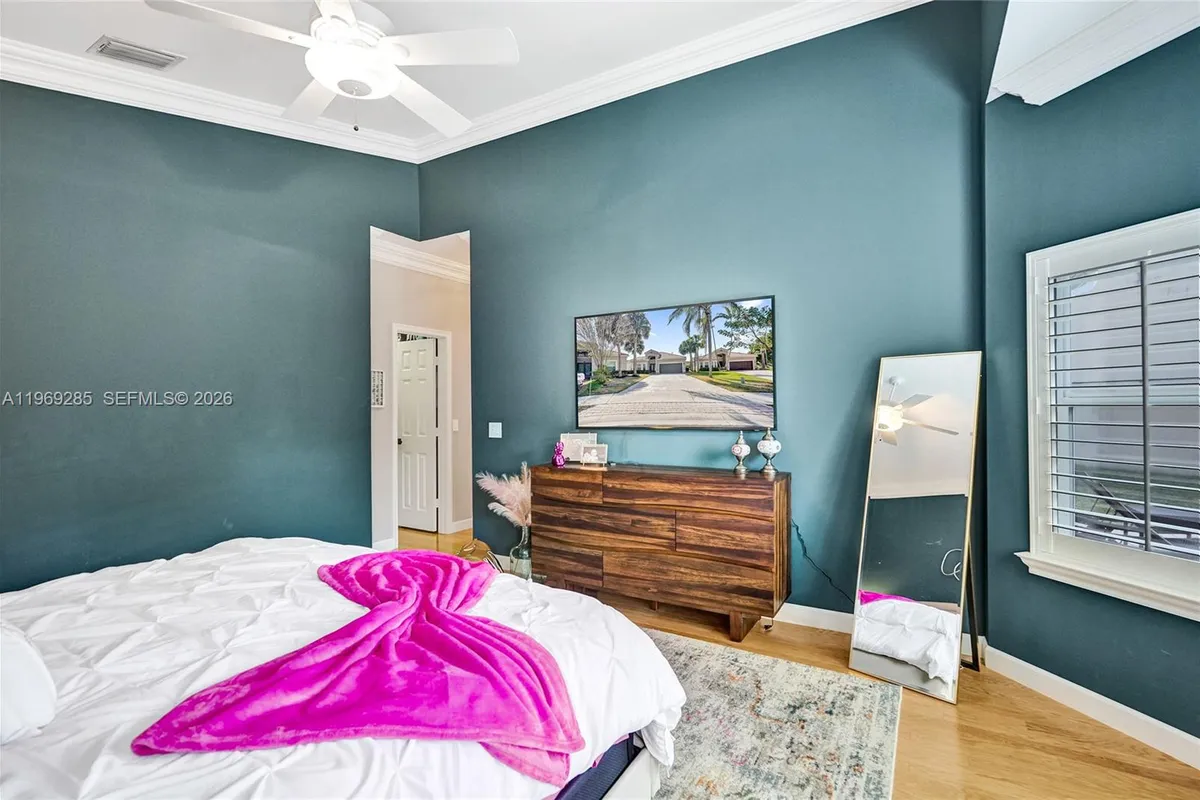 4072 NW 62nd Ct, Coconut Creek FL 33073