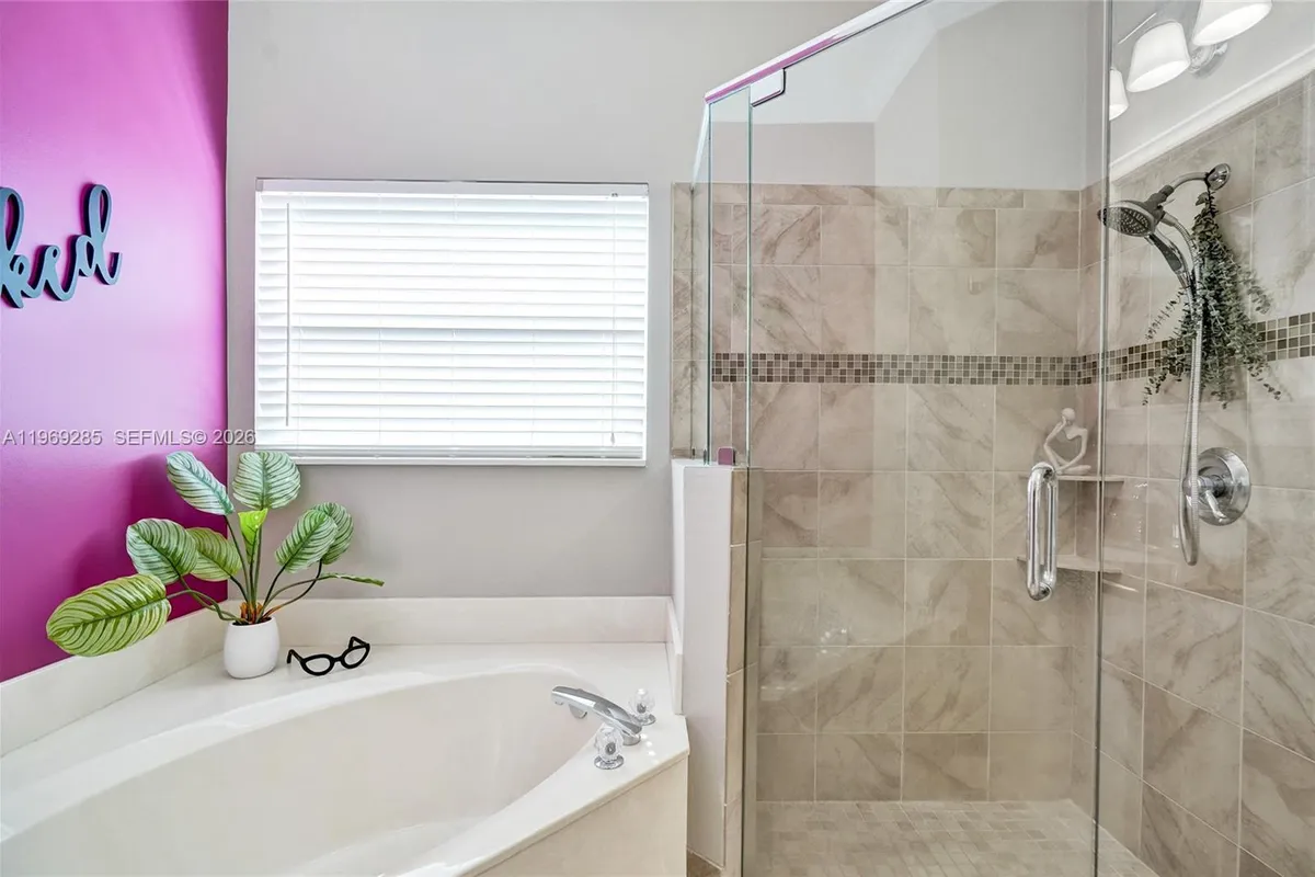 4072 NW 62nd Ct, Coconut Creek FL 33073