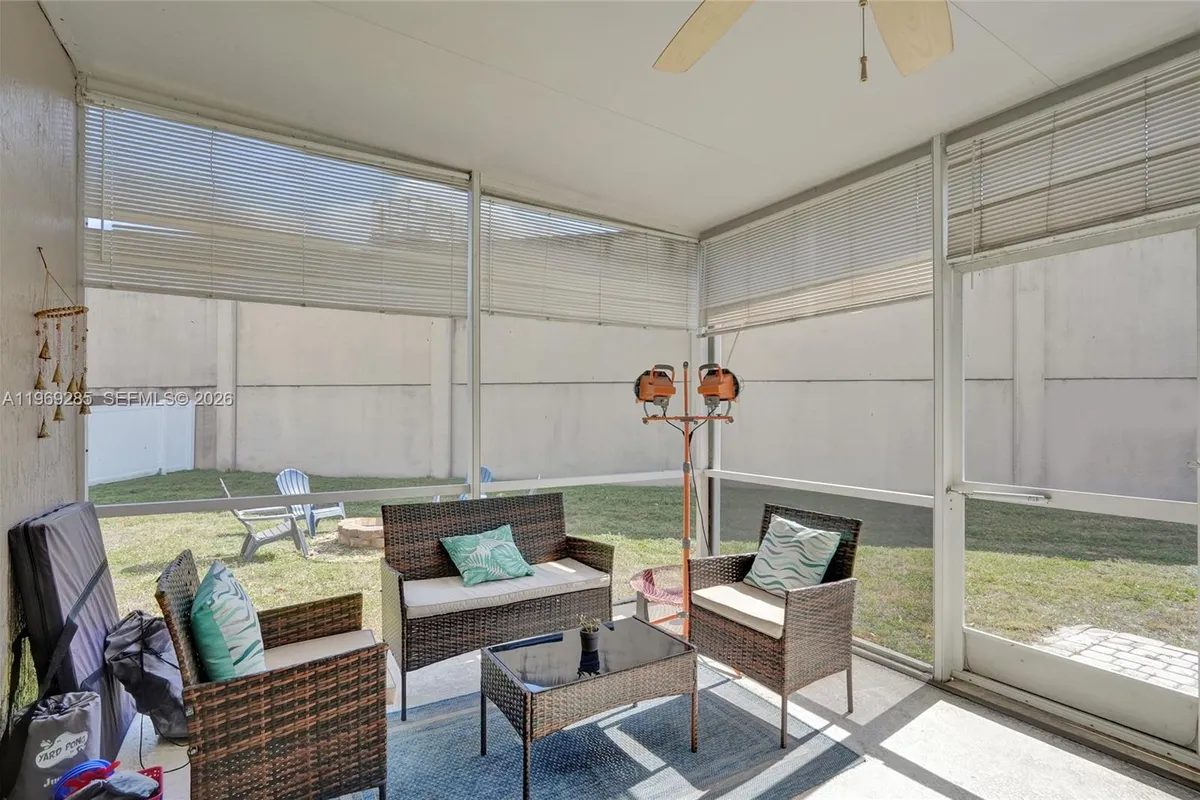 4072 NW 62nd Ct, Coconut Creek FL 33073