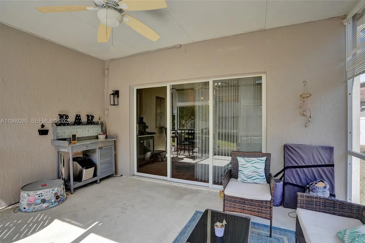 4072 NW 62nd Ct, Coconut Creek FL 33073