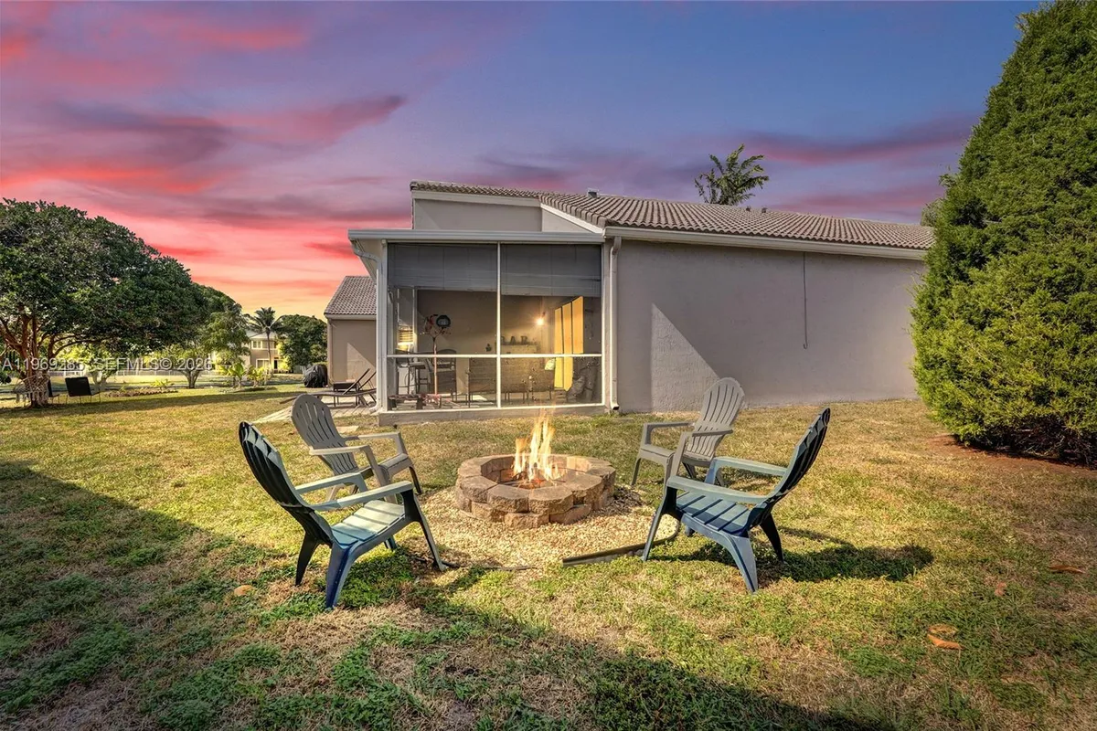 4072 NW 62nd Ct, Coconut Creek FL 33073