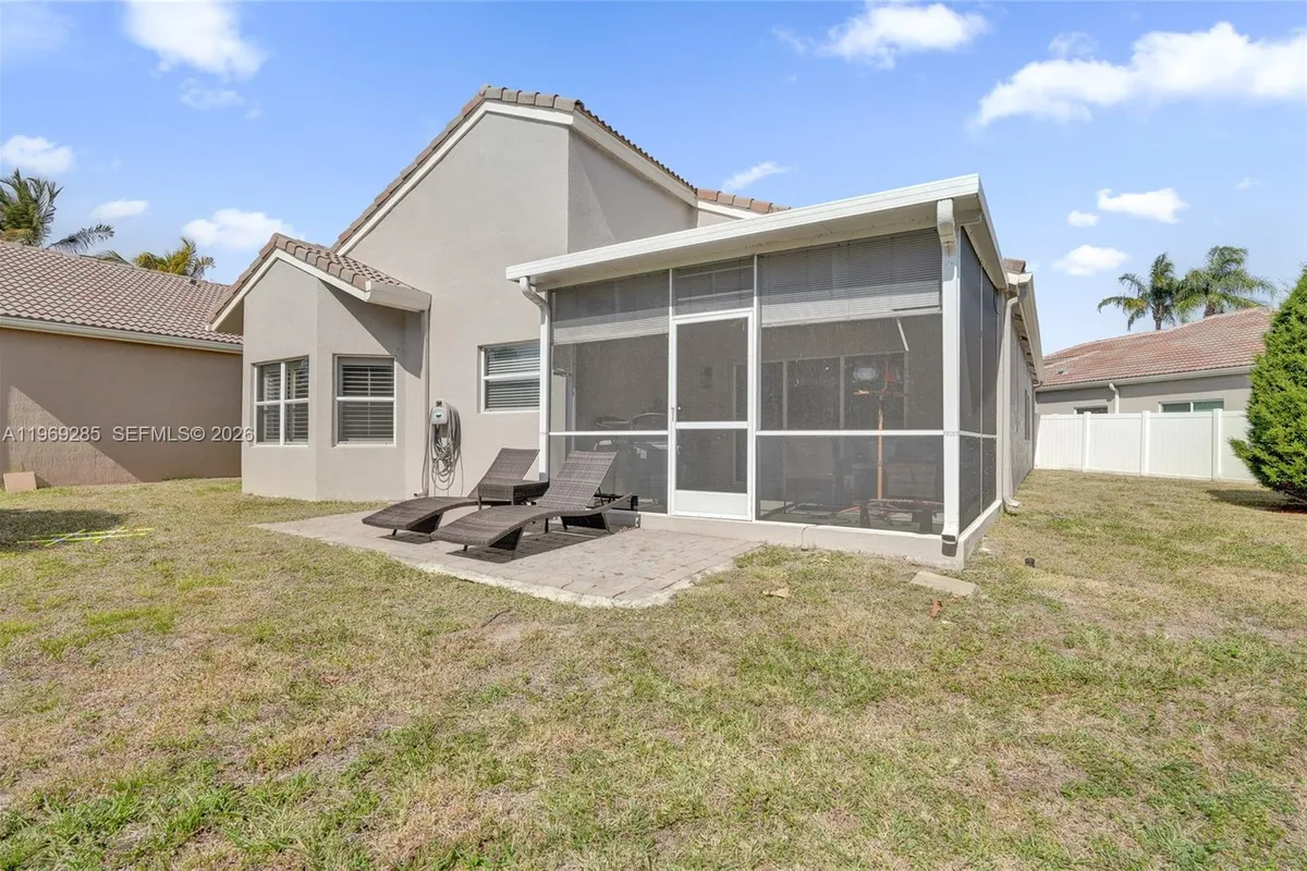 4072 NW 62nd Ct, Coconut Creek FL 33073