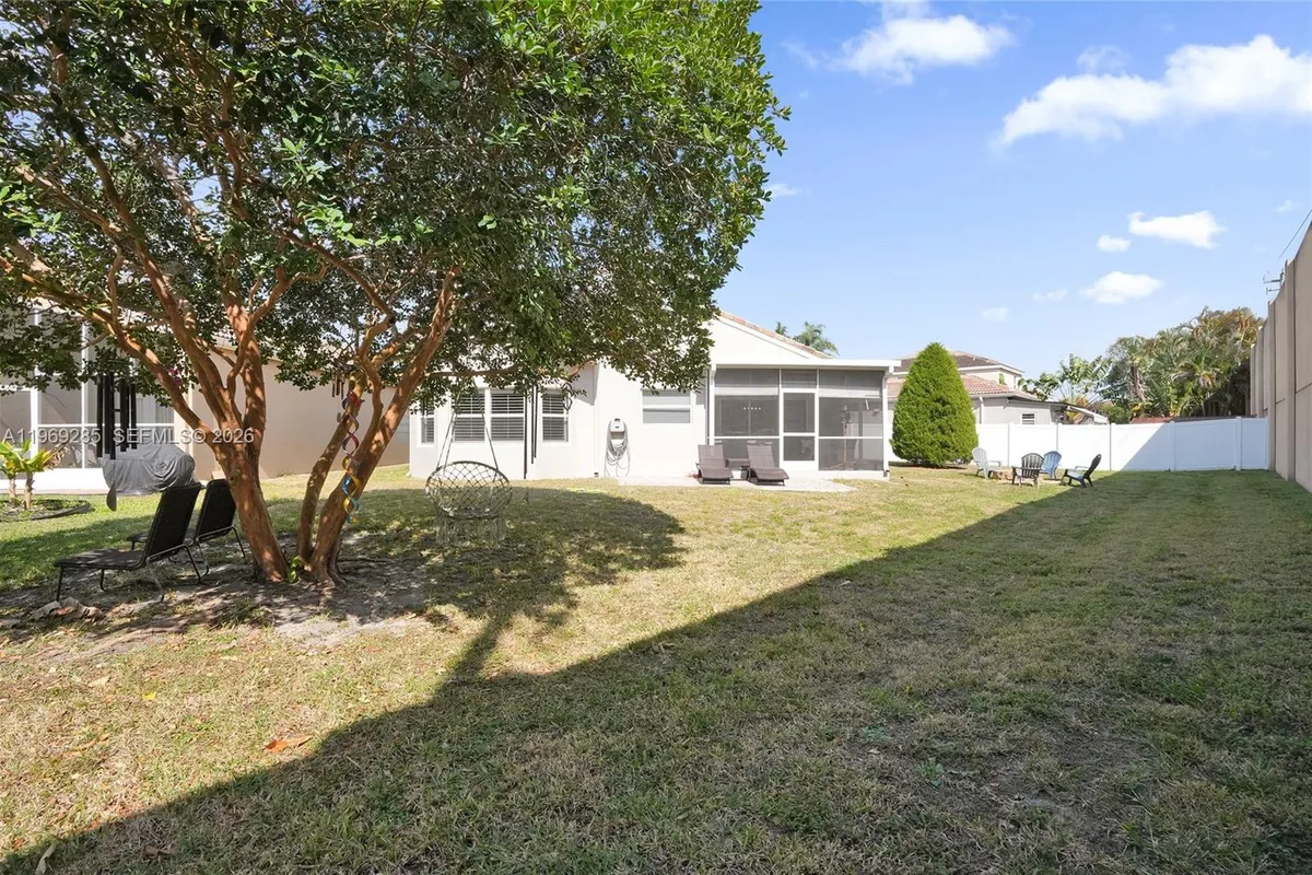 4072 NW 62nd Ct, Coconut Creek FL 33073