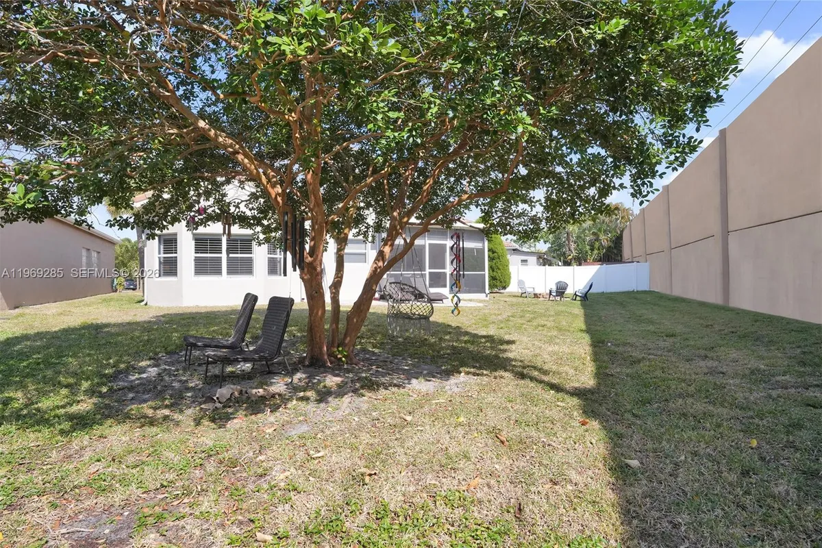 4072 NW 62nd Ct, Coconut Creek FL 33073