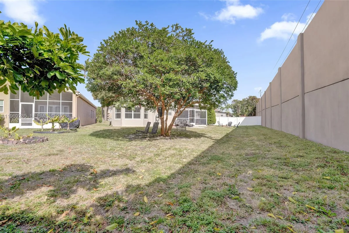 4072 NW 62nd Ct, Coconut Creek FL 33073