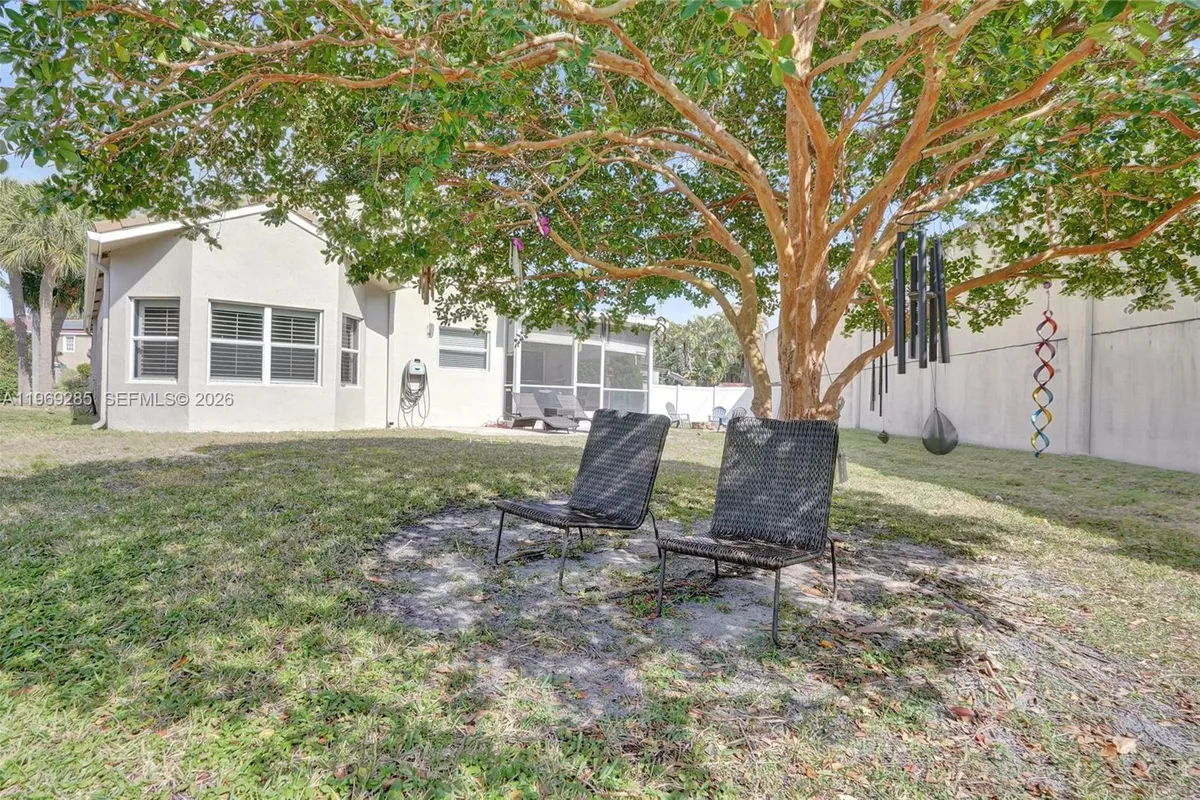 4072 NW 62nd Ct, Coconut Creek FL 33073