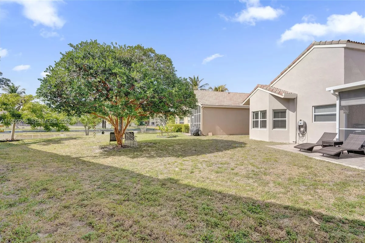 4072 NW 62nd Ct, Coconut Creek FL 33073