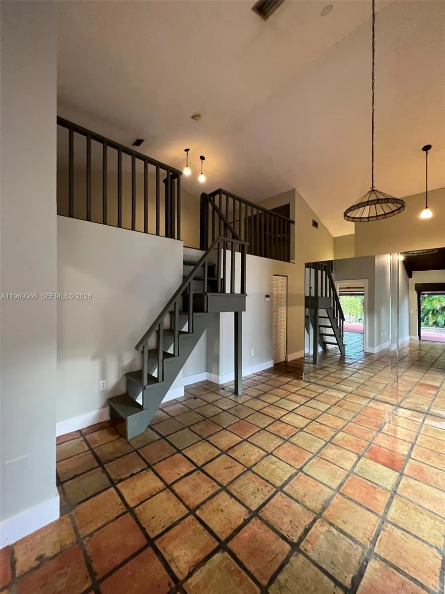 7512 SW 95th Pl, Miami FL 33173