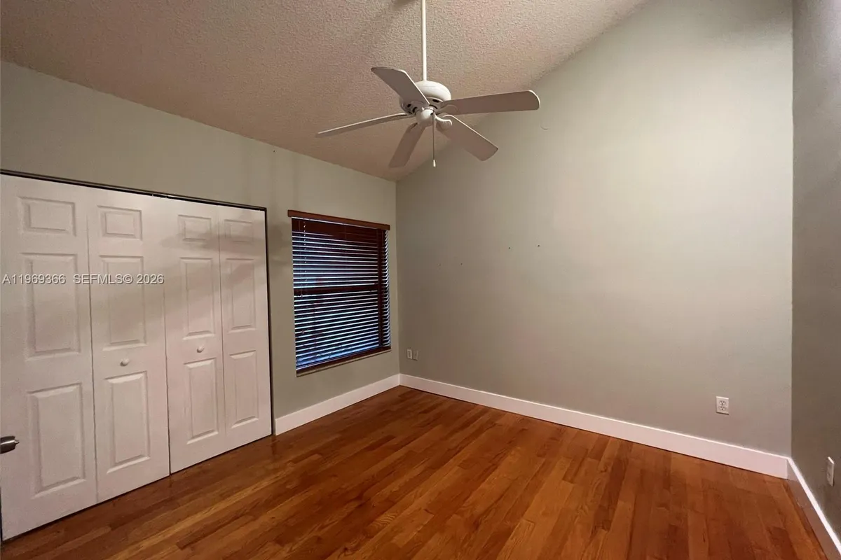 7512 SW 95th Pl, Miami FL 33173