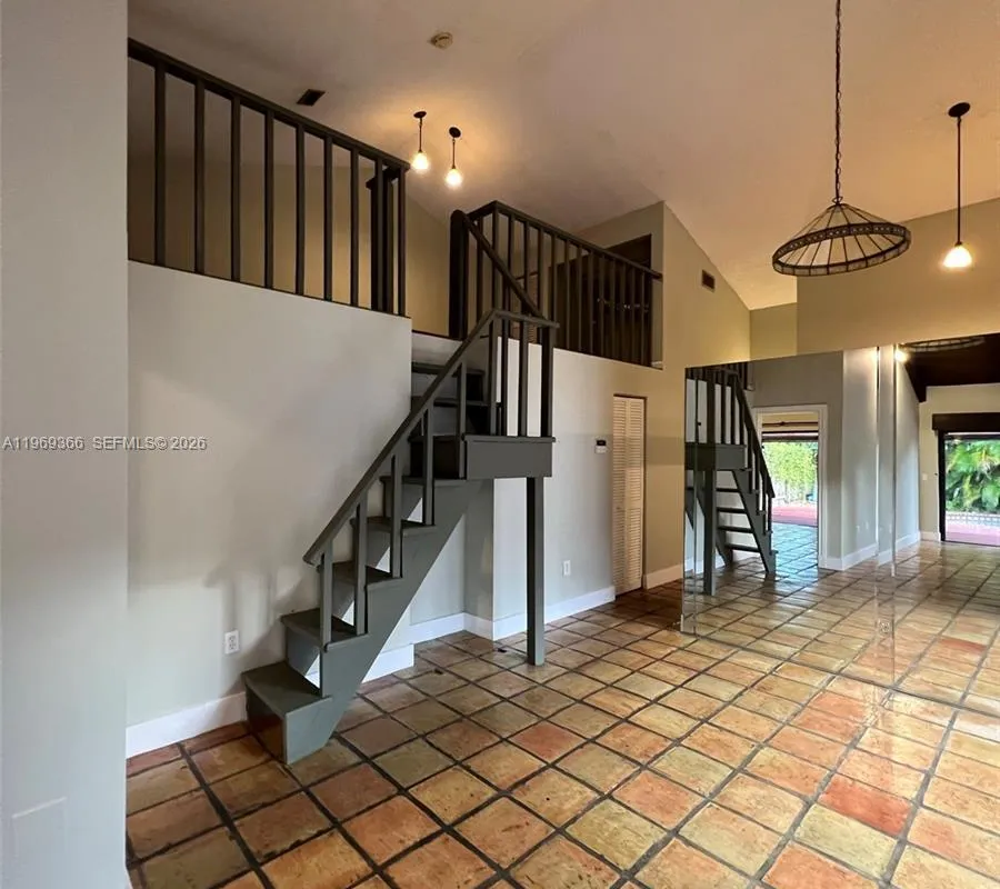 7512 SW 95th Pl, Miami FL 33173