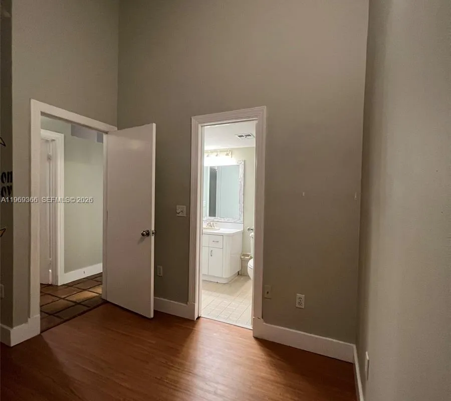 7512 SW 95th Pl, Miami FL 33173