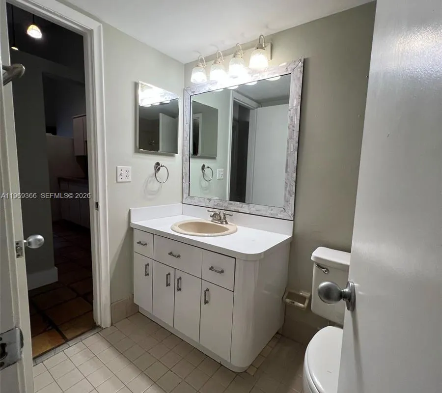 7512 SW 95th Pl, Miami FL 33173