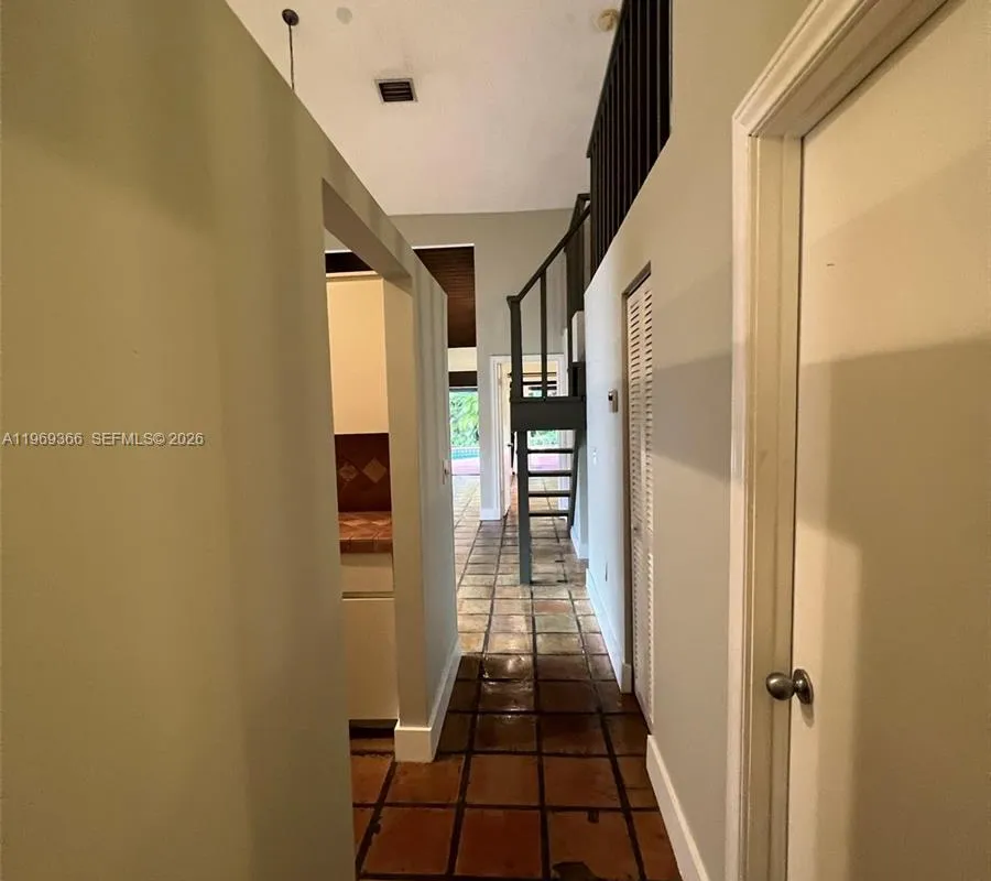 7512 SW 95th Pl, Miami FL 33173