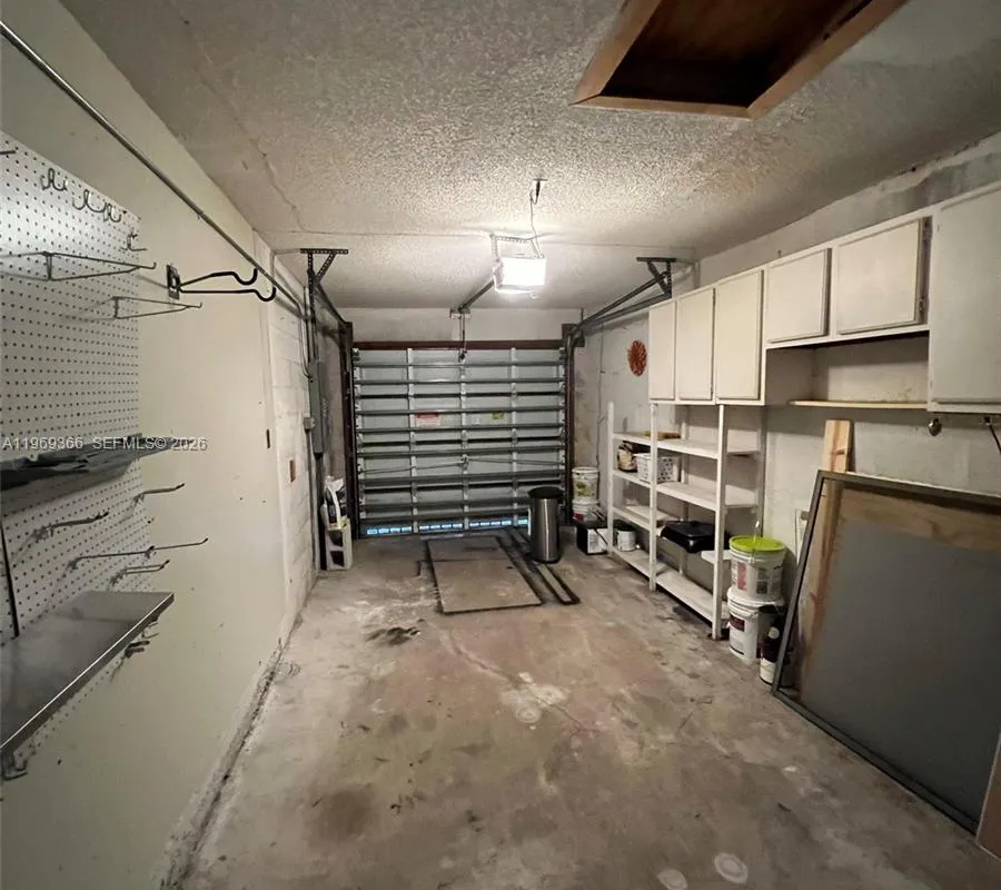 7512 SW 95th Pl, Miami FL 33173