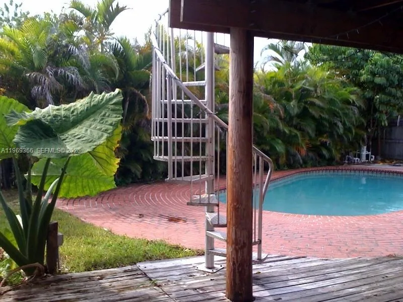 7512 SW 95th Pl, Miami FL 33173