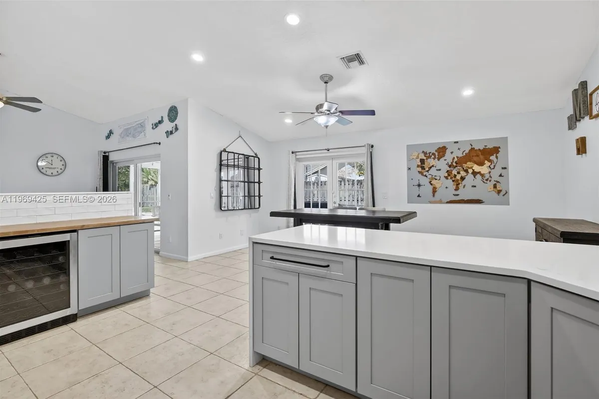 9731 NW 32nd Mnr, Sunrise FL 33351