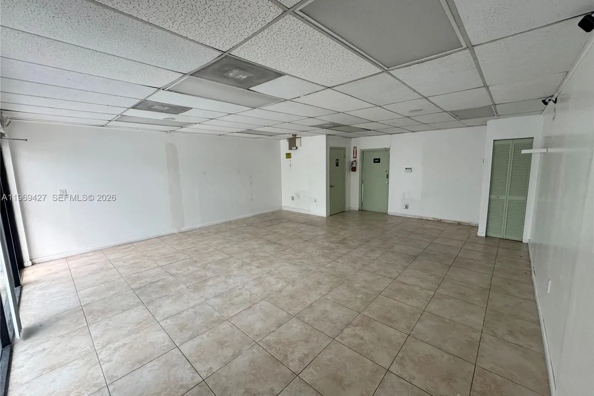 10550 NW 77th Ct # 111, Hialeah Gardens FL 33016