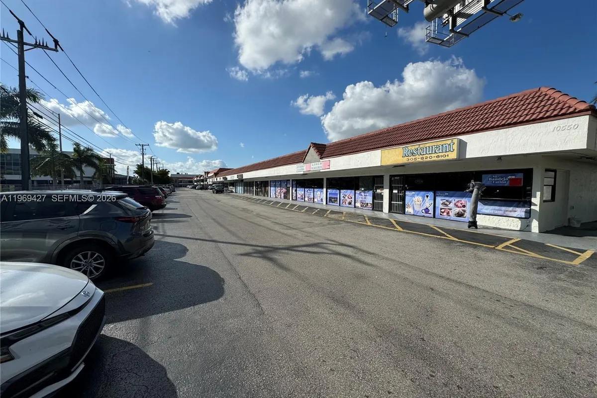 10550 NW 77th Ct # 111, Hialeah Gardens FL 33016