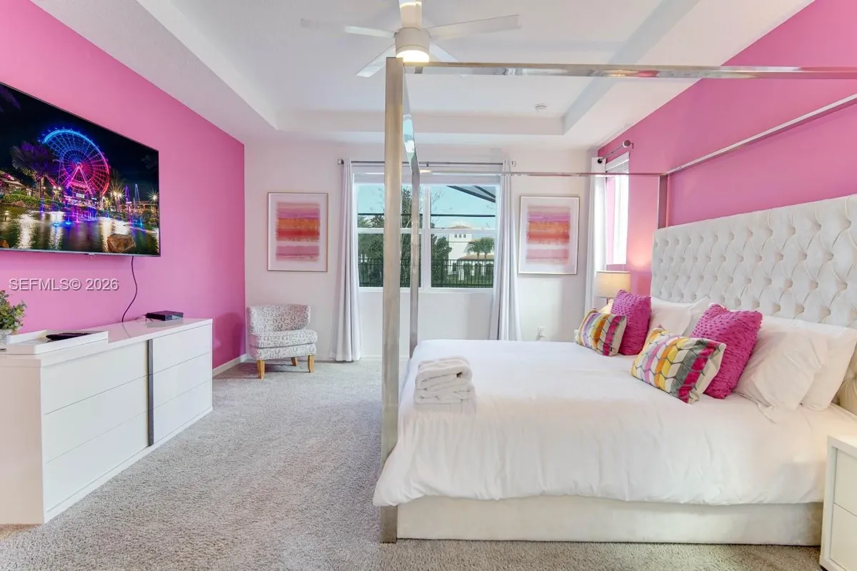 8911 Caroline Bay Court, Kissimmee FL 34747